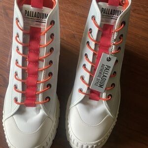 Palladium L'Originale Depuis 1947 shoes New Never Worn Size 9.5 Unisex